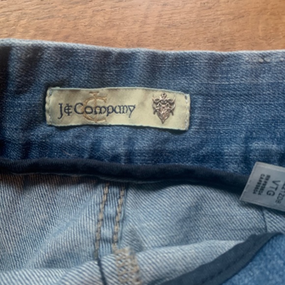 High waisted shorts - Picture 2 of 3